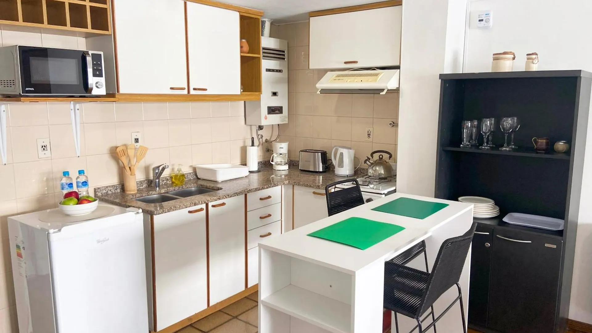Calido Dos Ambientes A Metros De Plaza Independencia Apartment Mendoza